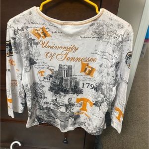 Women’s UTK vintage XL crop top